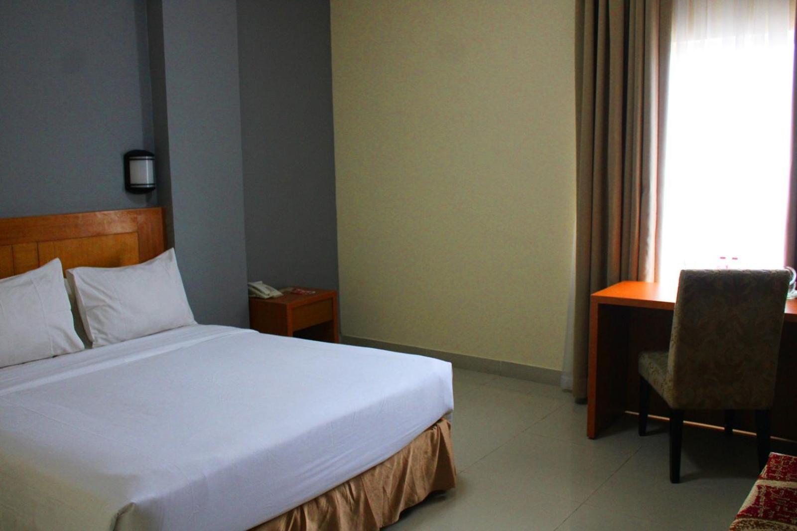 Maleosan Inn Manado Hotel Exterior photo