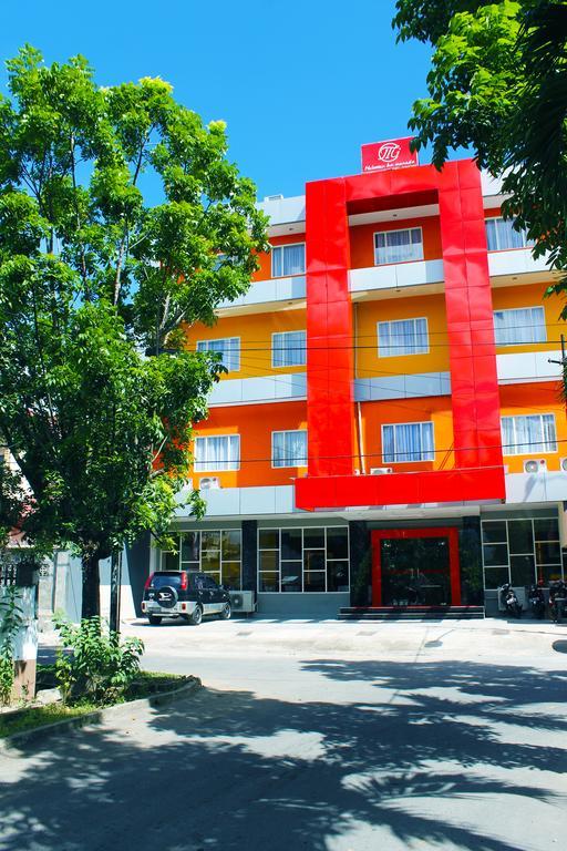 Maleosan Inn Manado Hotel Exterior photo